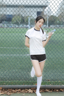 小龙女只感觉那只巨大的火龙枪1